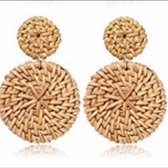 🖤 Rattan Earrings - Closed Circle - Picture 1 of 4